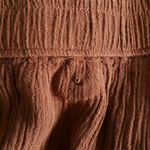 Leith Ruffle Shorts - Picture 6 of 8